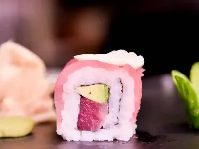 Tuna Roll [4]
