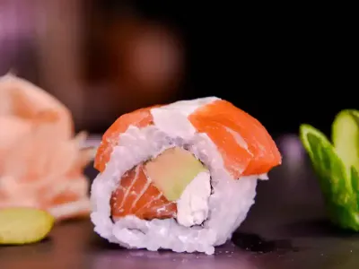 Salmon Cheese Roll [4]