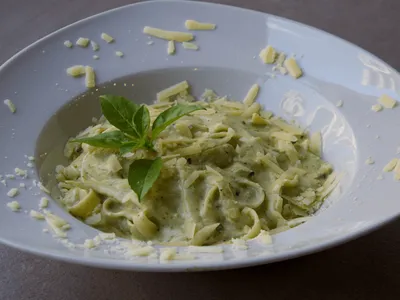 Creamy Pesto Fettuccine