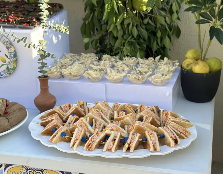 La Tavola catering table in a Beirut garden